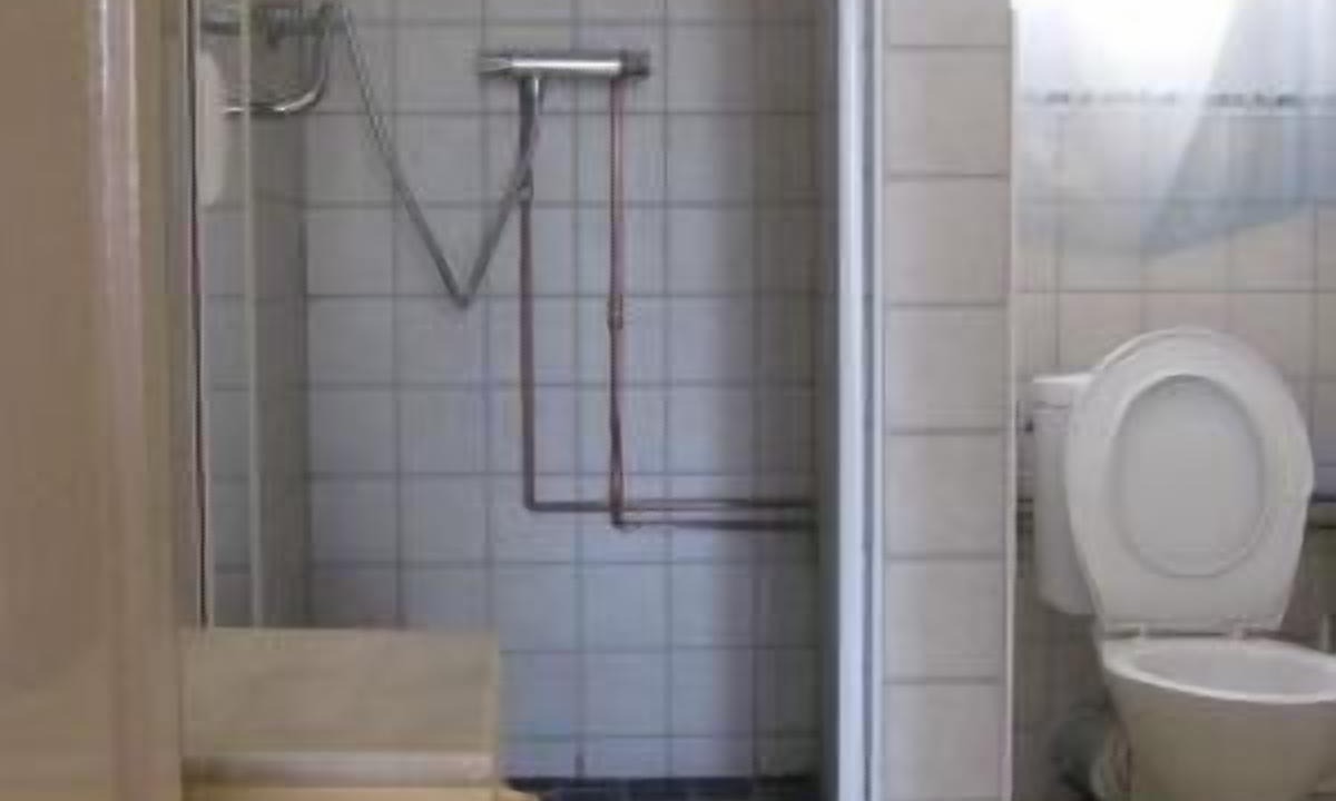 Photo of Bathroom in Alquife