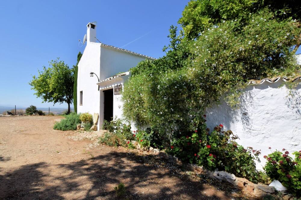 Photo of Outdoor in Algarinejo