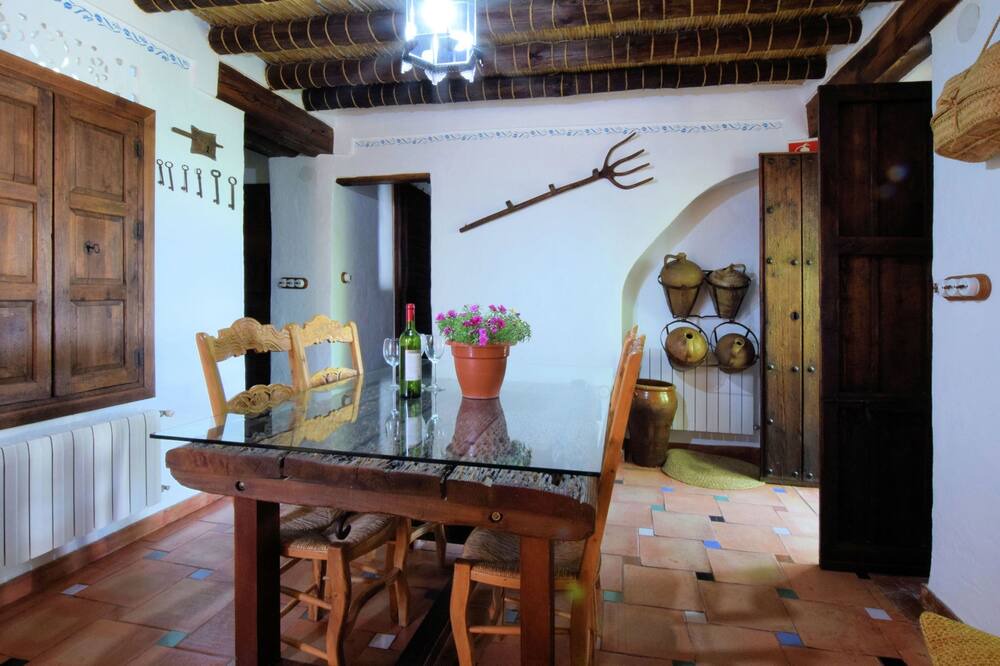 Photo of Livingroom in Algarinejo