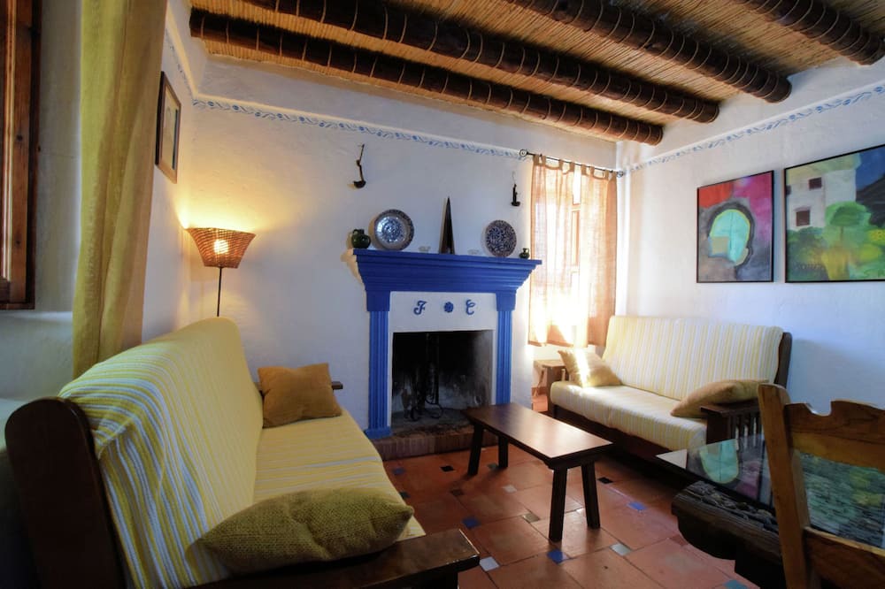 Photo of Livingroom in Algarinejo
