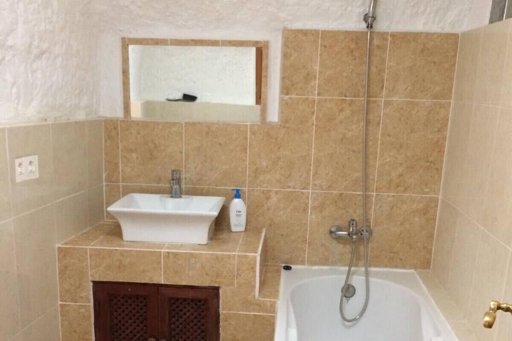 Photo of Bathroom in Cortes de Baza