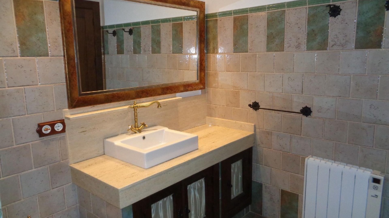 Photo of Bathroom in Colomera