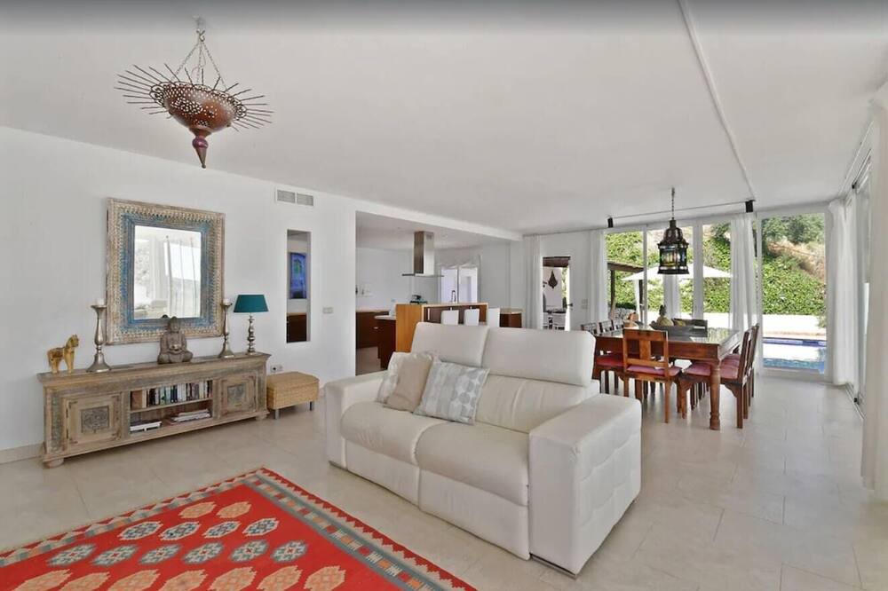 Photo of Livingroom in Jete