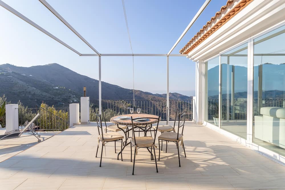 Photo of Patio Balcony in Jete