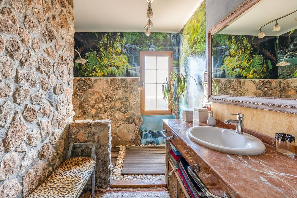 Photo of Bathroom in Padul