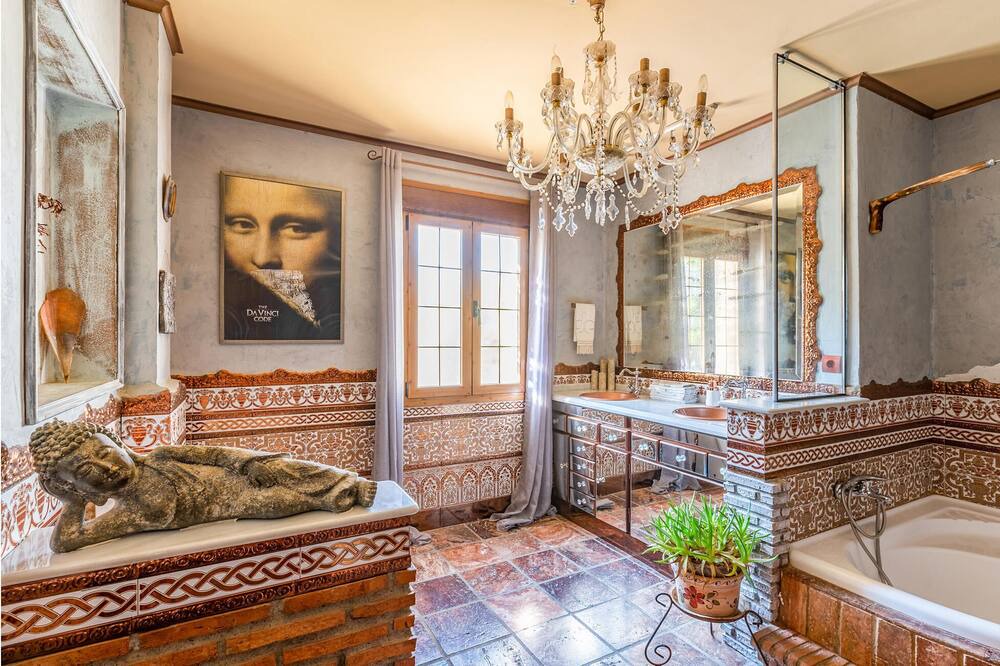 Photo of Bathroom in Padul