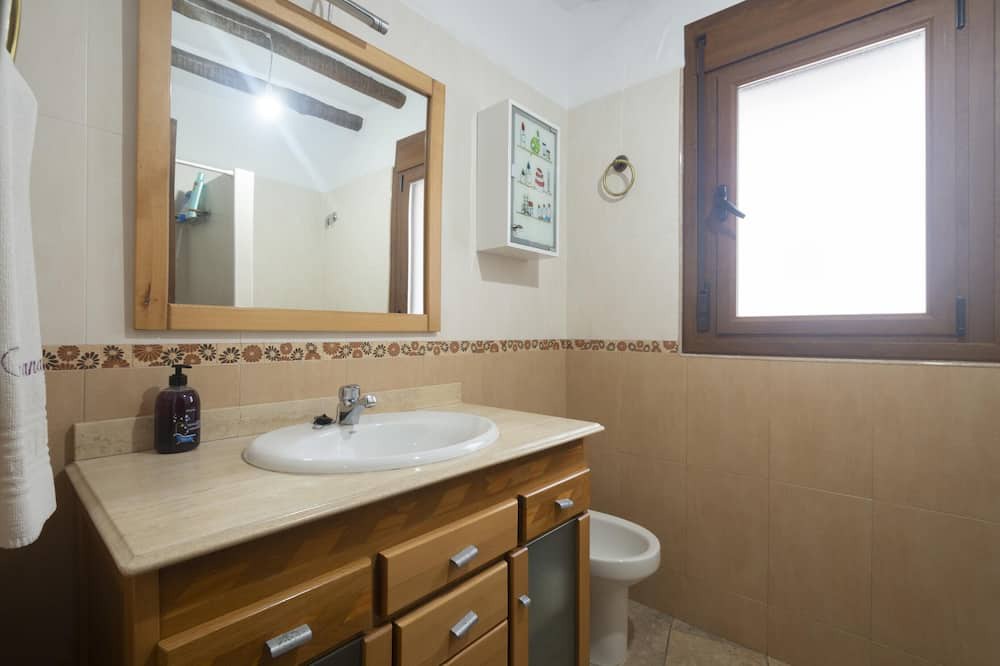 Photo of Bathroom in Cadiar