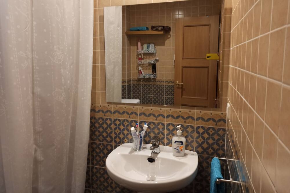 Photo of Bathroom in Guejar Sierra