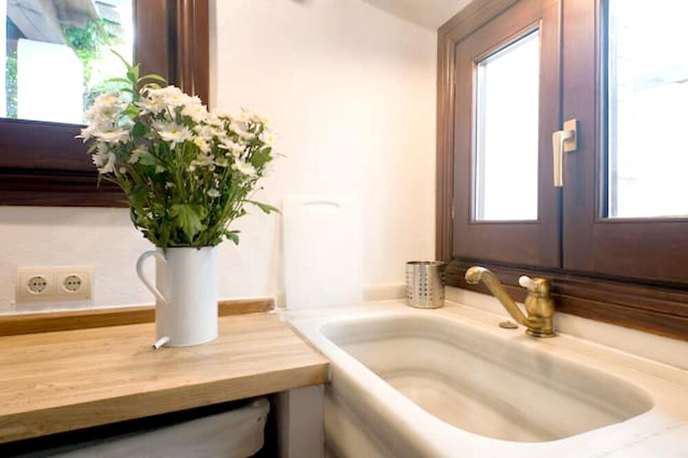 Photo of Bathroom in Beiro