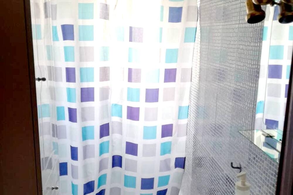 Photo of Bathroom in Plaza de Toros-Doctores-San Lazaro