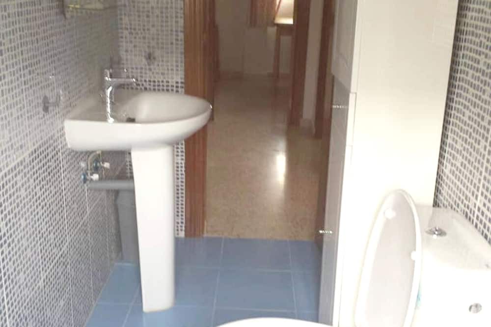Photo of Bathroom in Plaza de Toros-Doctores-San Lazaro