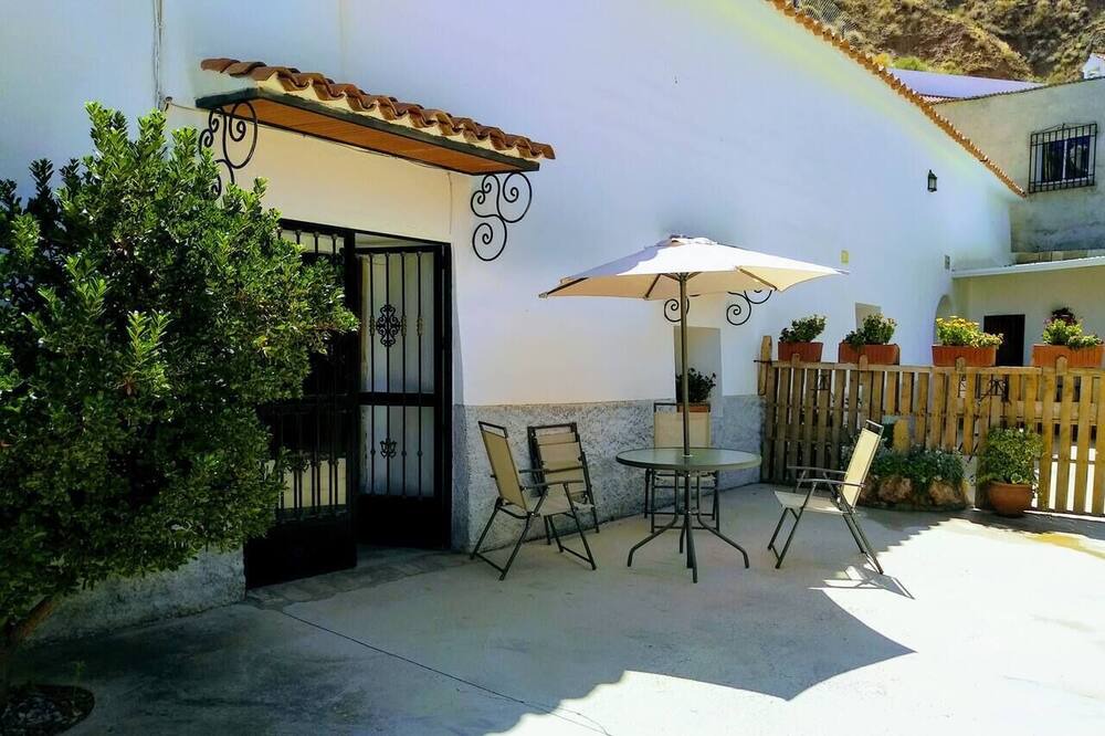 Photo of Patio Balcony in Marchal