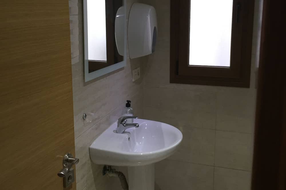 Photo of Bathroom in Plaza de Toros-Doctores-San Lazaro