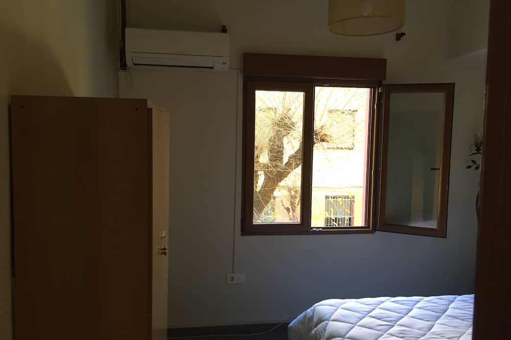 Photo of Bedroom in Plaza de Toros-Doctores-San Lazaro