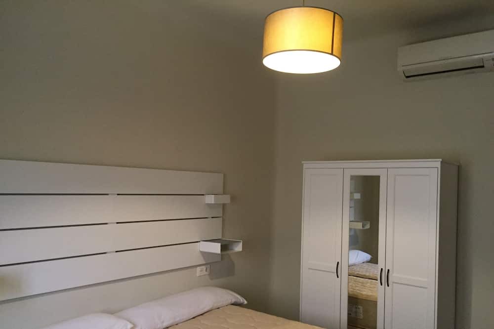 Photo of Bedroom in Plaza de Toros-Doctores-San Lazaro