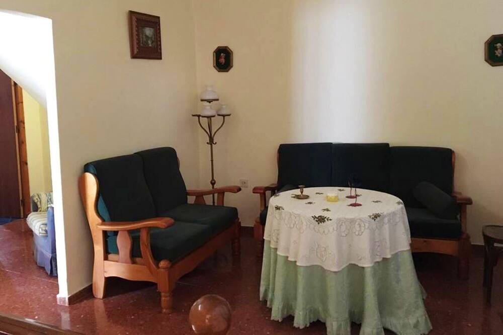 Photo of Livingroom in Pinos del Valle