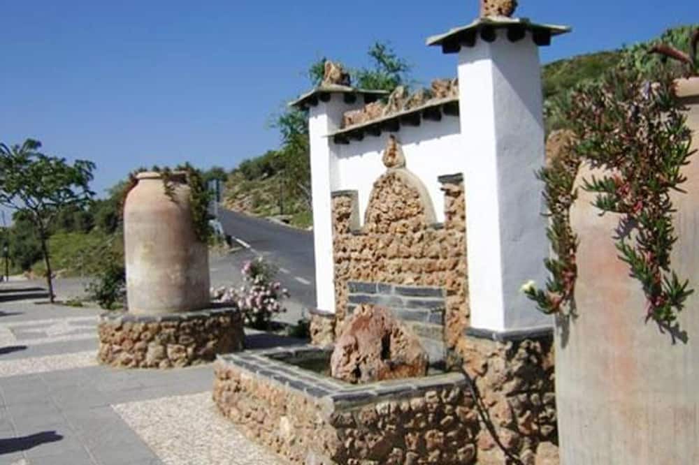 Photo of Others in Yegen