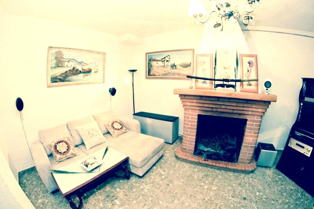 Photo of Livingroom in Atarfe