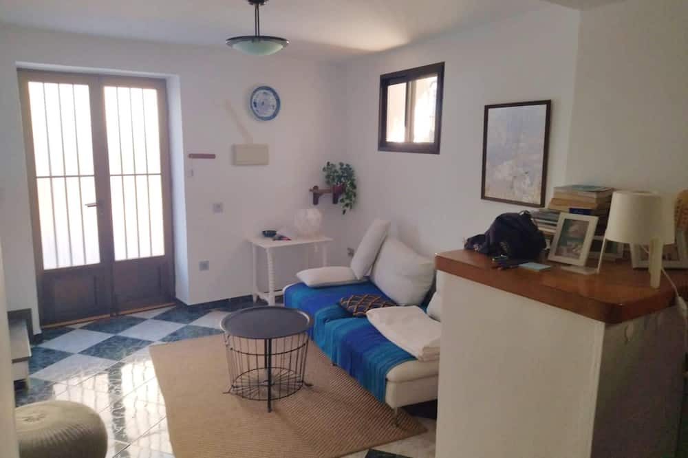 Photo of Livingroom in Otivar