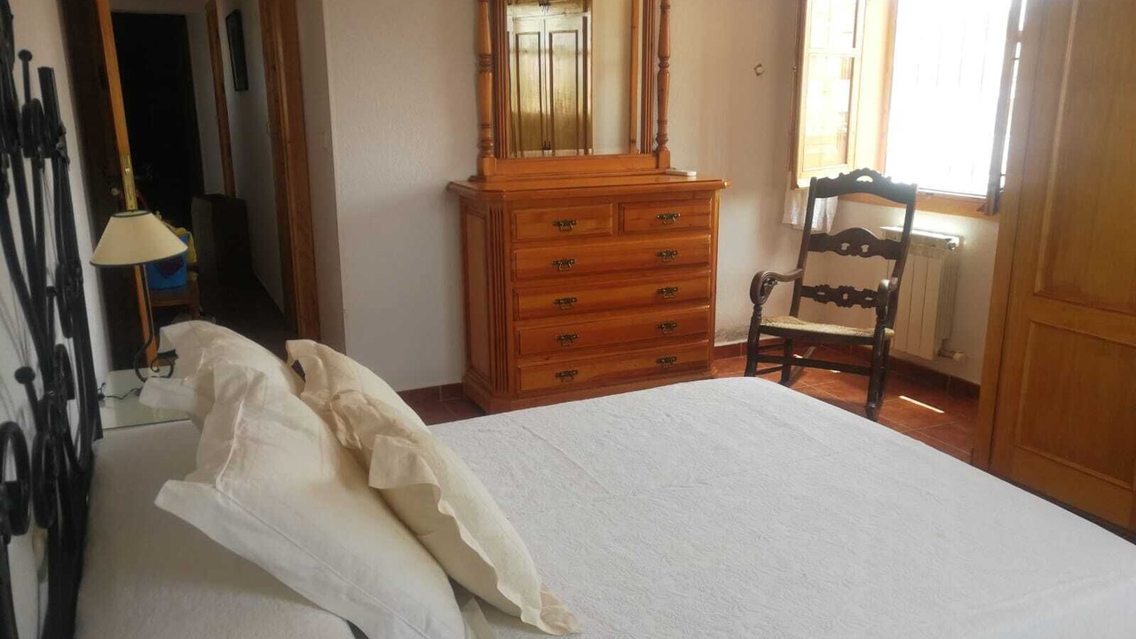 Photo of Bedroom in Lachar