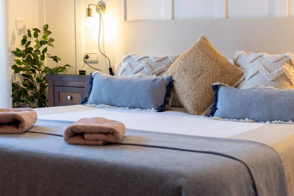 Photo of Bedroom in Figares