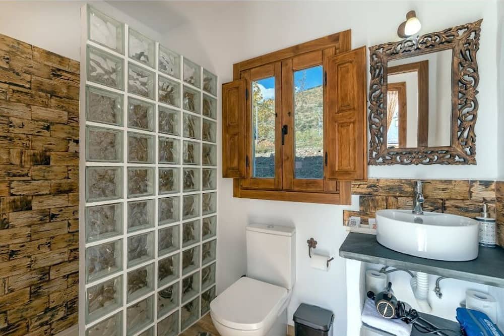Photo of Bathroom in Carataunas