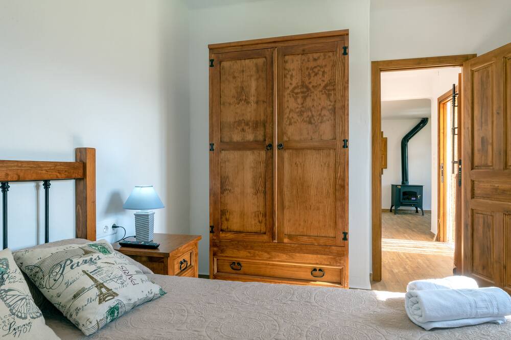 Photo of Bedroom in Carataunas