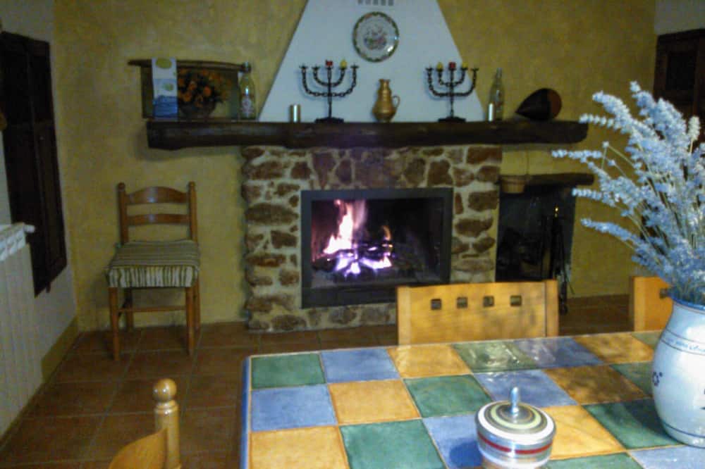 Photo of Livingroom in Cullar