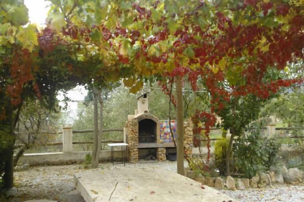 Photo of Outdoor in Cullar