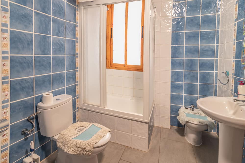 Photo of Bathroom in Cogollos de Guadix