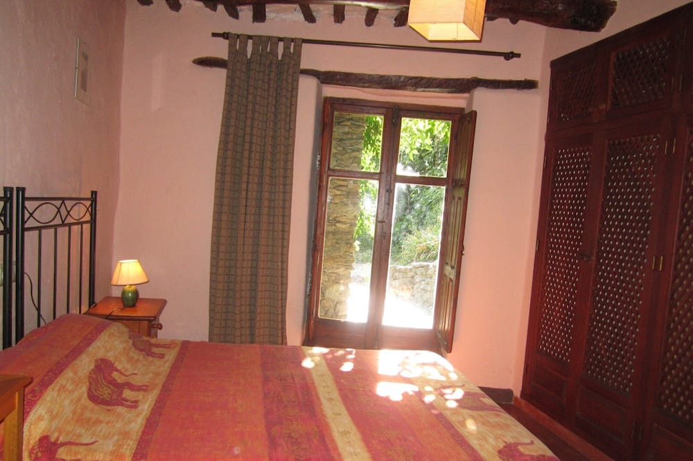 Photo of Bedroom in Pampaneira