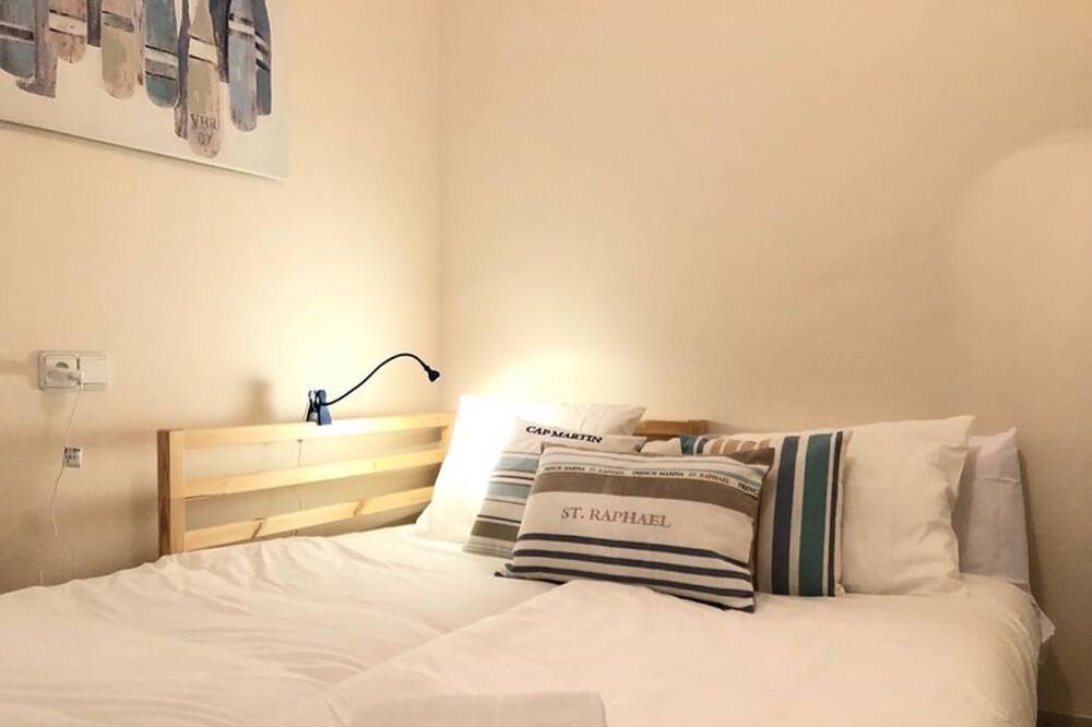 Photo of Bedroom in Central District