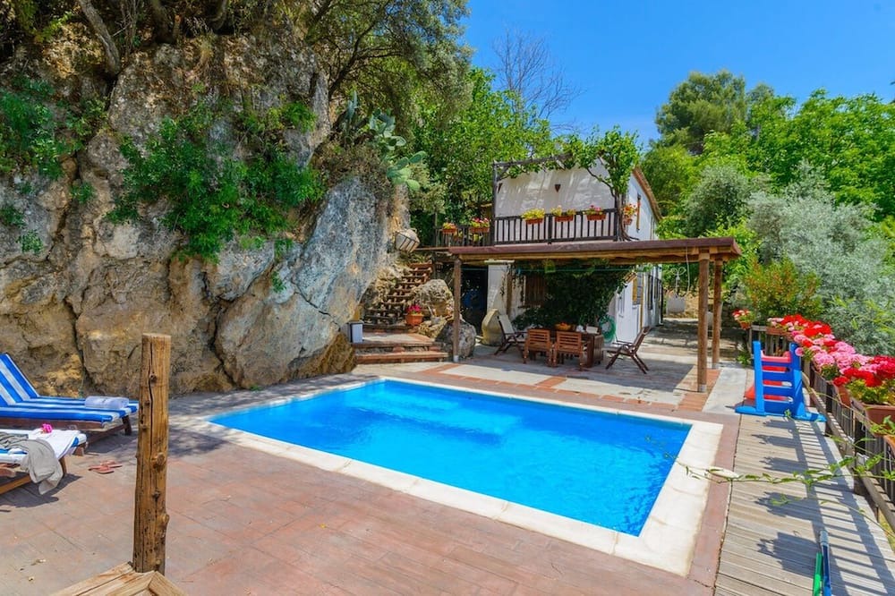 Photo of Outdoor in Algarinejo