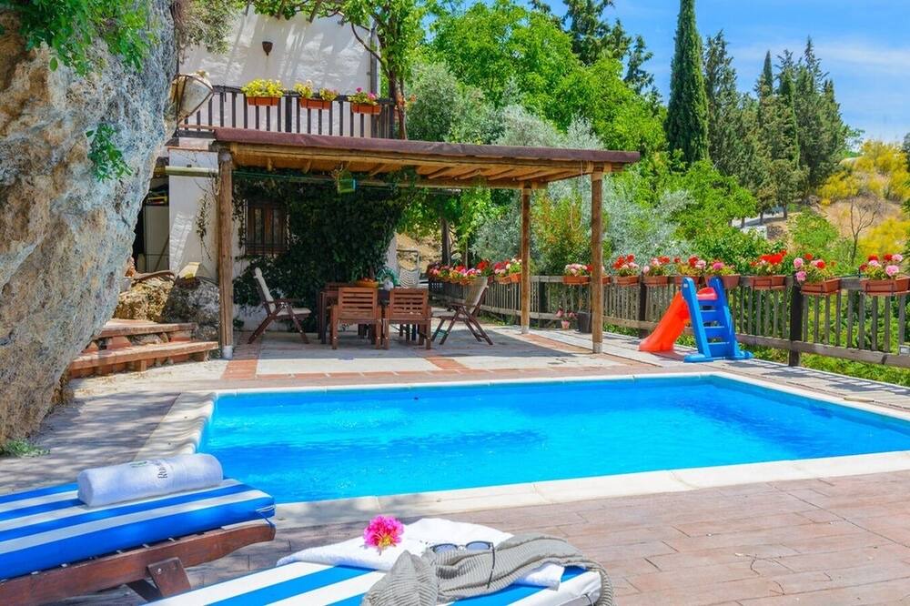 Photo of Outdoor in Algarinejo