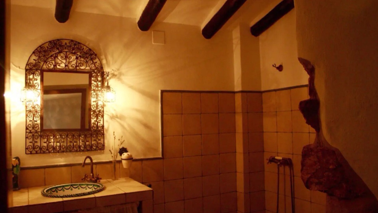 Photo of Bathroom in Algarinejo