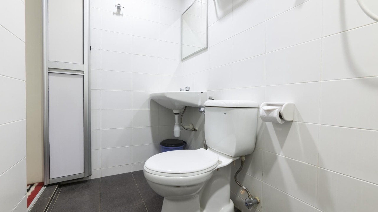 Photo of Bathroom in Bandar Menjalara