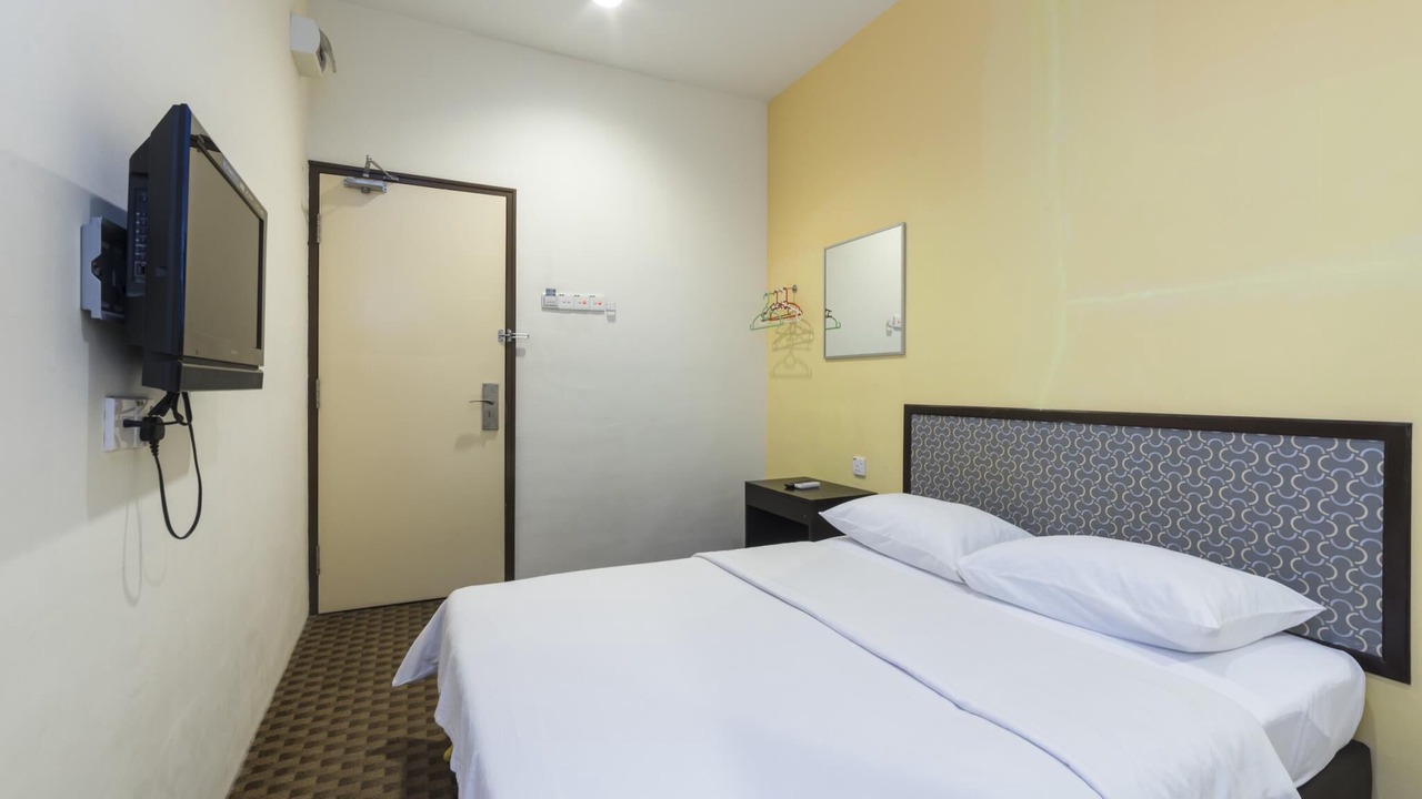 Photo of Bedroom in Bandar Menjalara