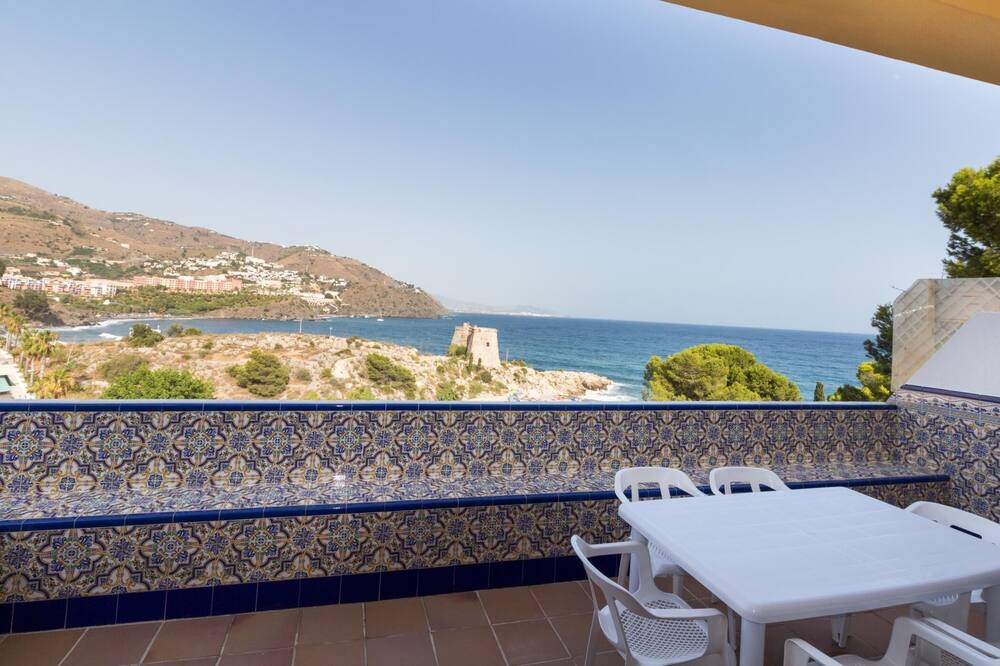 Photo of Patio Balcony in Velilla-Taramay