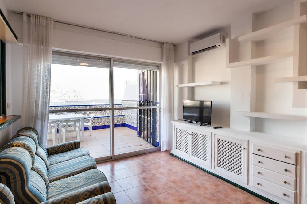 Photo of Livingroom in Velilla-Taramay