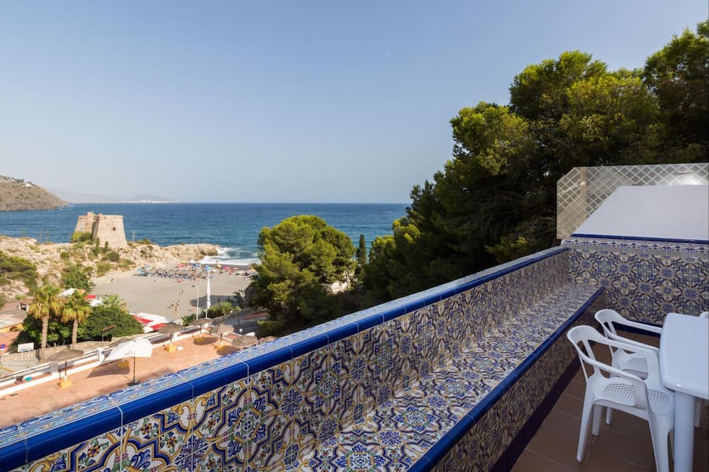 Photo of Patio Balcony in Velilla-Taramay