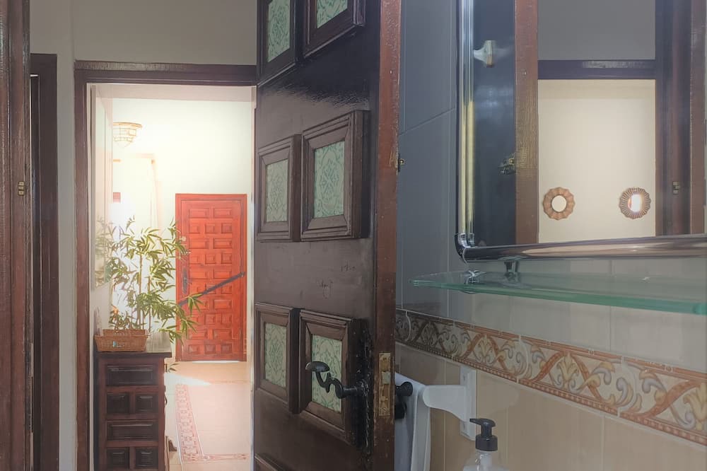 Photo of Bathroom in Beiro