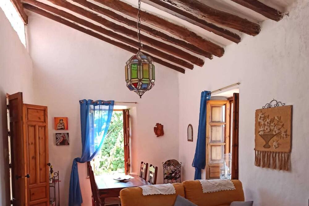 Photo of Livingroom in Guajar Faraguit