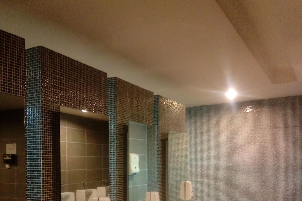 Photo of Bathroom in City Centre