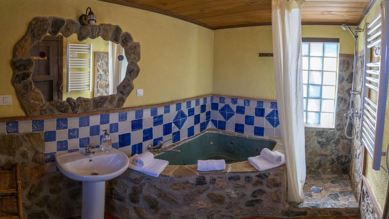 Photo of Bathroom in Guejar Sierra