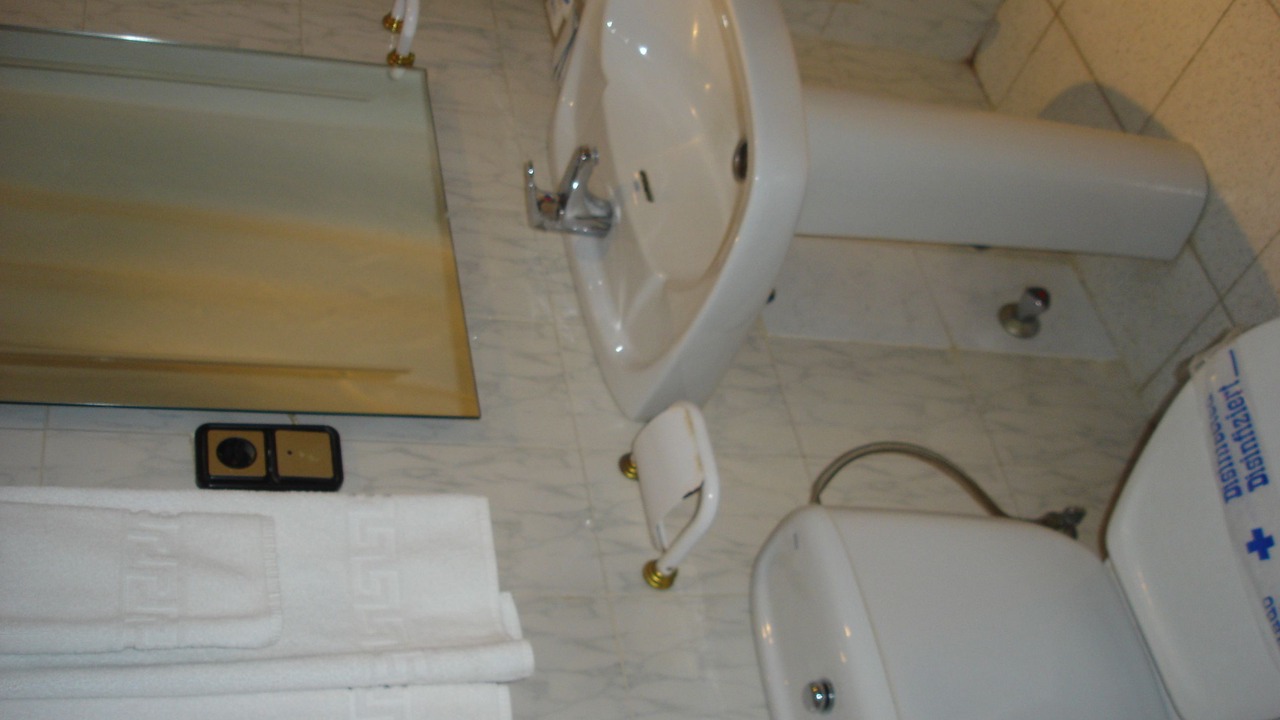 Photo of Bathroom in Lapeza