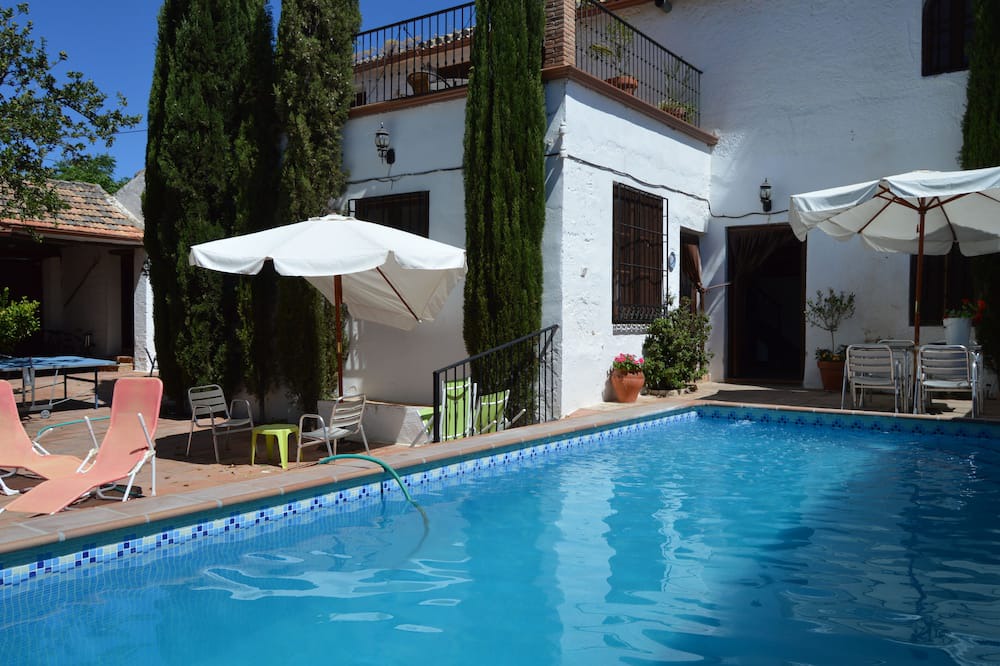 Photo of Outdoor in Escoznar