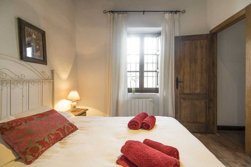 Photo of Bedroom in Escoznar