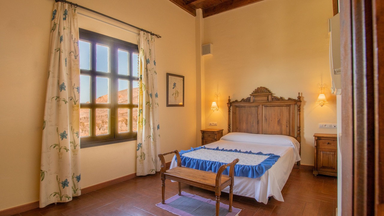 Photo of Bedroom in La Calahorra