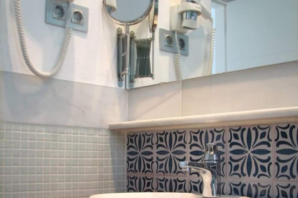 Photo of Bathroom in Beiro