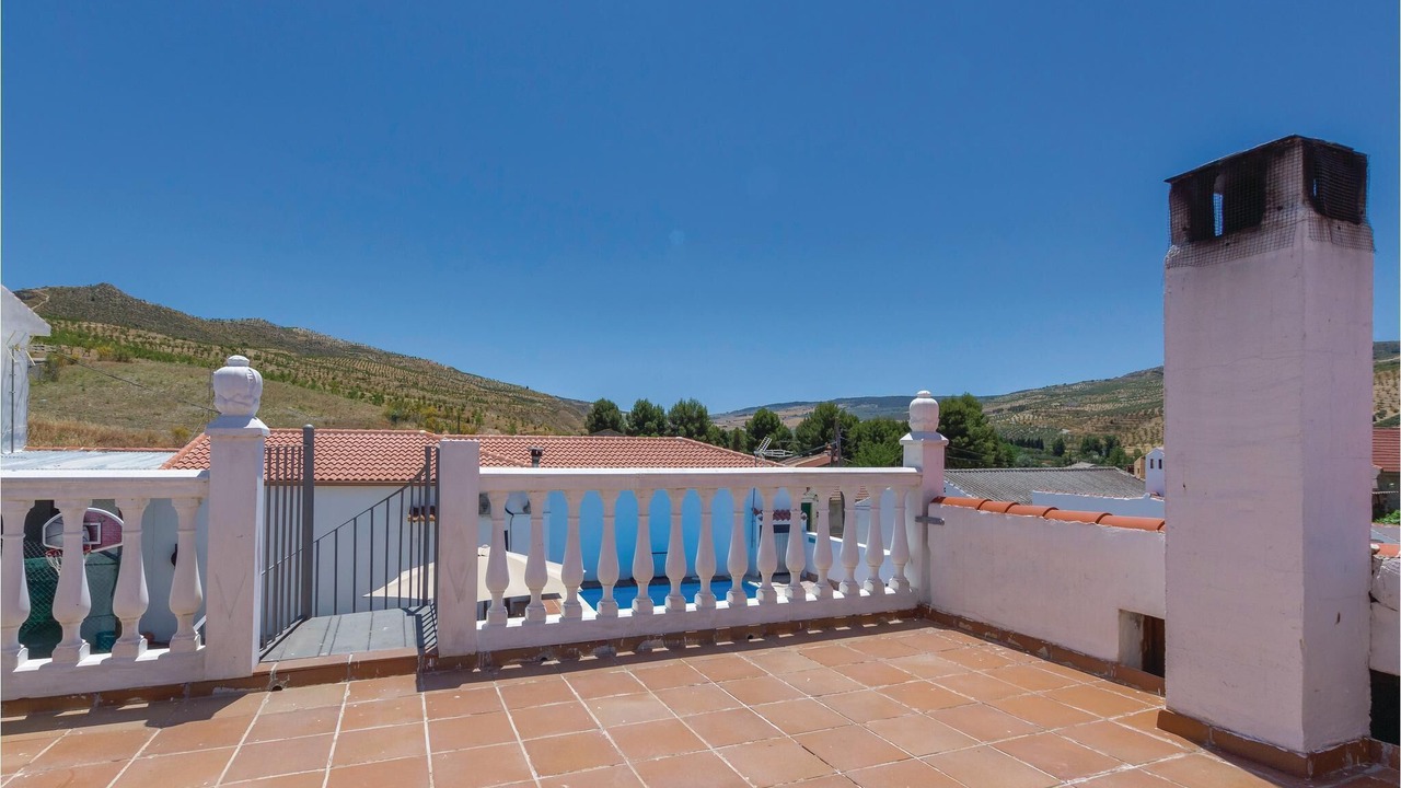 Photo of Outdoor in Cacin